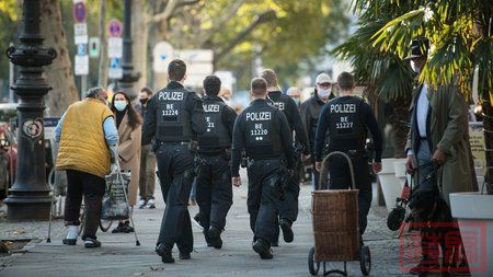 zweiter-corona-lockdown-gefahr-neue-normalitaet-ausgrenzung-minderheiten.jpg