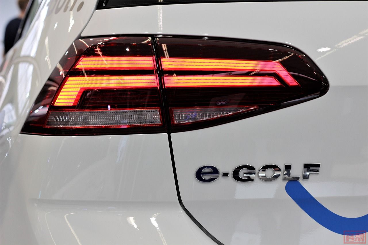car-3331042_1280.jpg