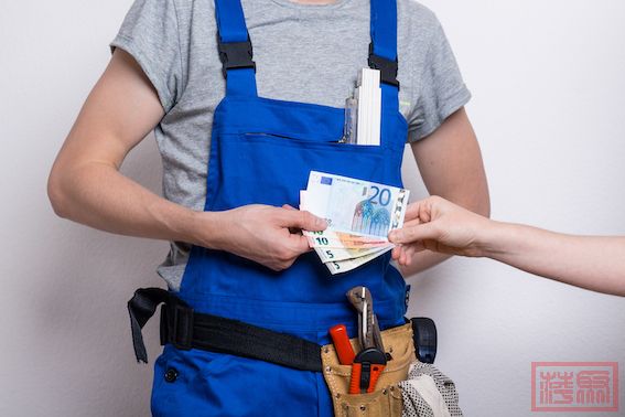 Handwerker_Lohn_Rechnung_Kosten_Maurer_Zimmerei_Elektriker_Fensterputzer_Maler.jpg