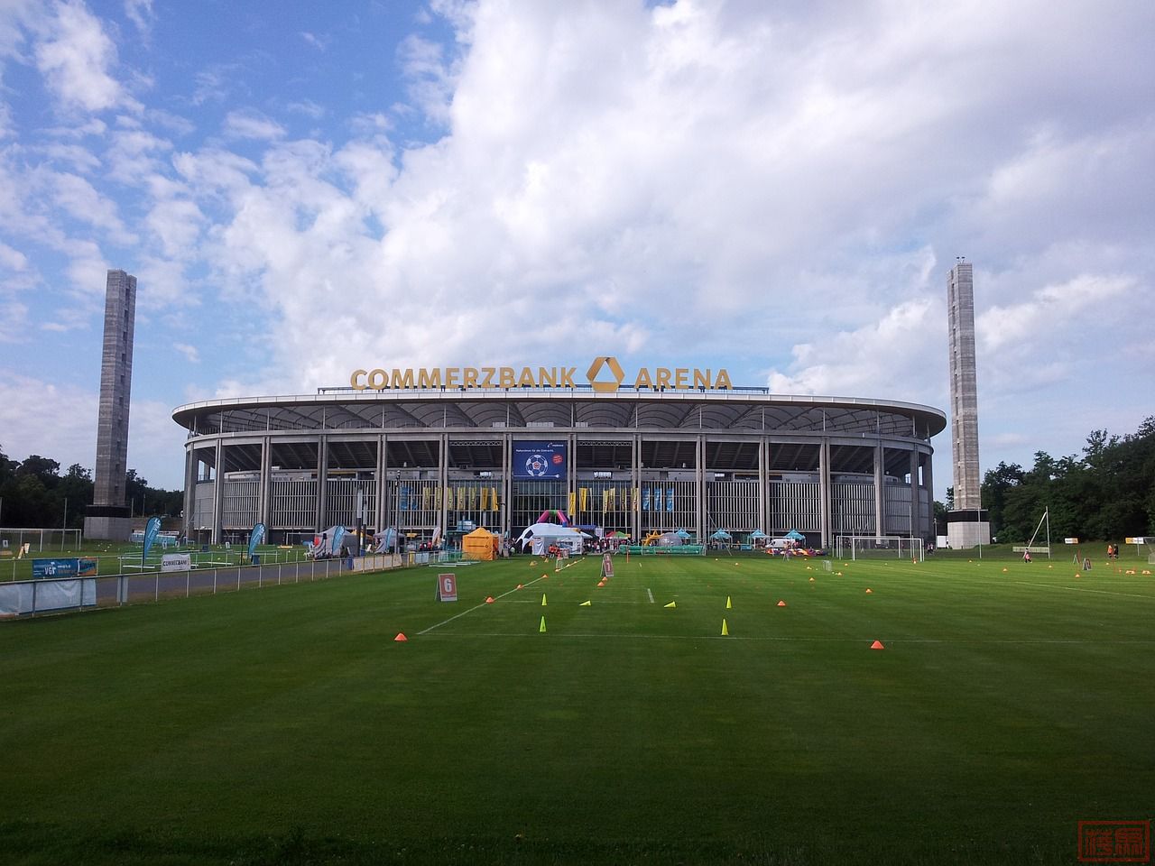 playing-field-427414_1280.jpg
