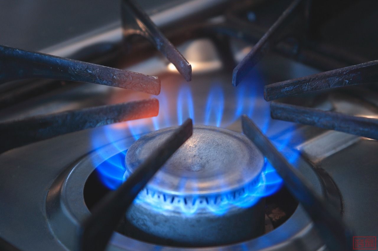 stove-5580691_1280 (1).jpg