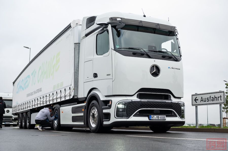 daimler.jpg