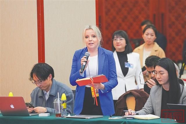 奋力谱写中国式现代化海南篇章——十四届全国人大三次会议海南代表团开放团组活动答记者问实录摘登-4.jpg