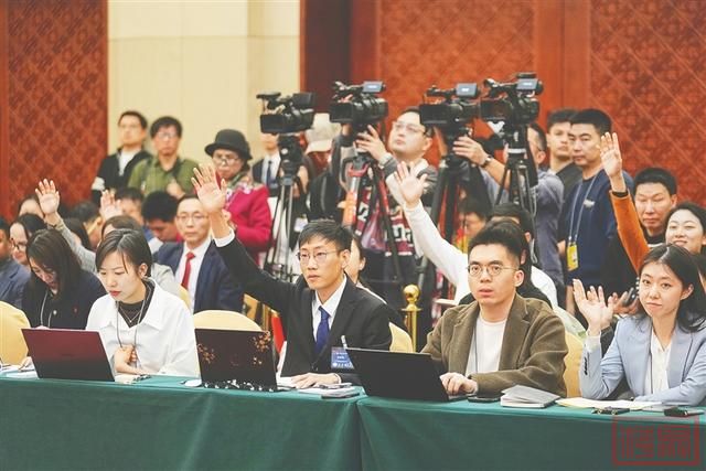 奋力谱写中国式现代化海南篇章——十四届全国人大三次会议海南代表团开放团组活动答记者问实录摘登-6.jpg