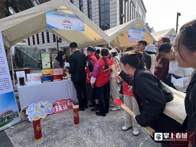 云南启动&#34;3·15&#34;系列活动 政企携手共筑放心消费环境-4.jpg